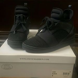 Steve Madden wedge sneaker